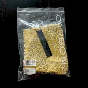 Carbon 38 foil animal print leggings, New with tags. Size small